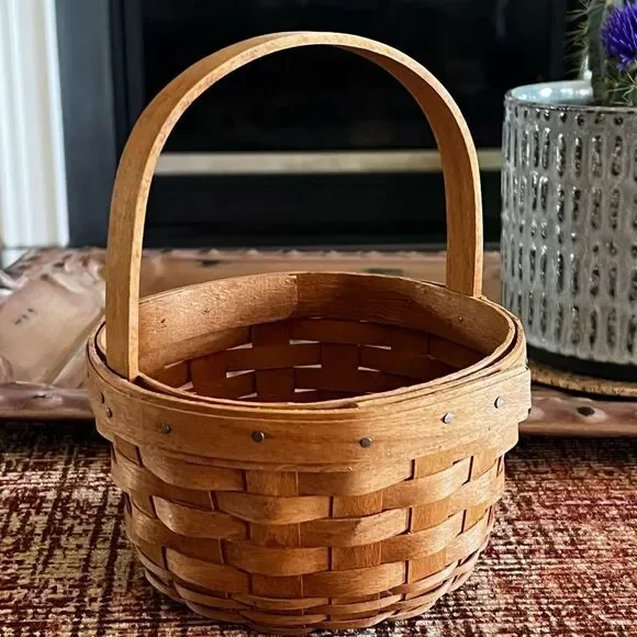 Longaberger 1992 Discovery Basket - Picture 6 of 7
